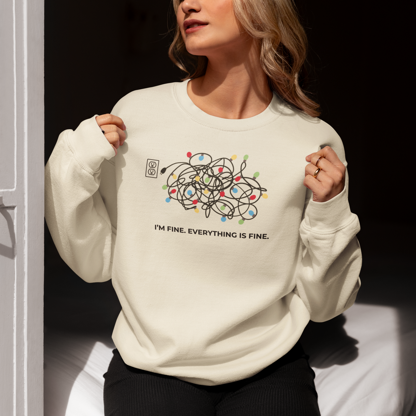 I'm Fine. Everything is Fine| Christmas Lights-Pullover Sweatshirt