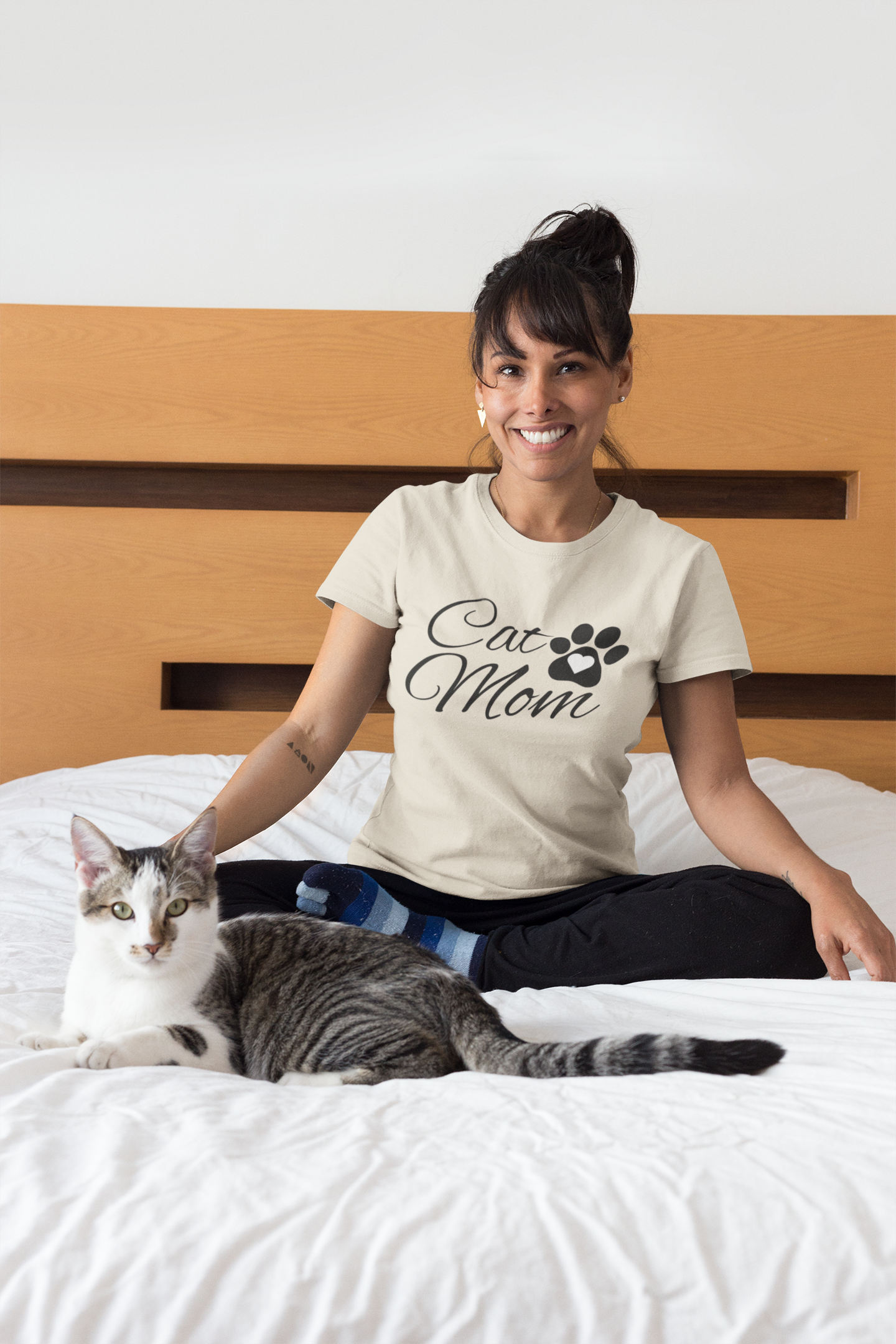 Cat Mom T-Shirt